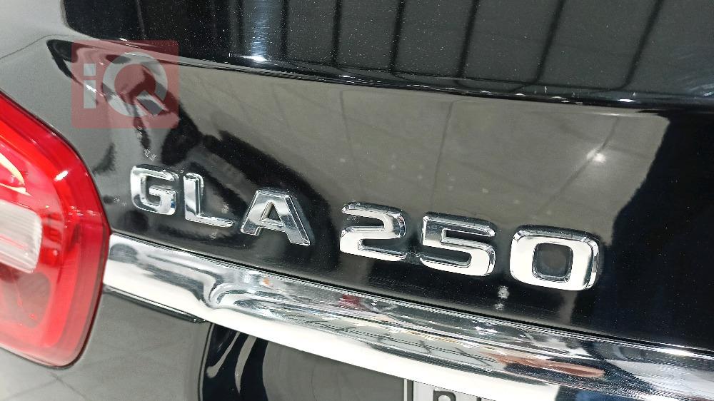 مرسيدس بنز GLA